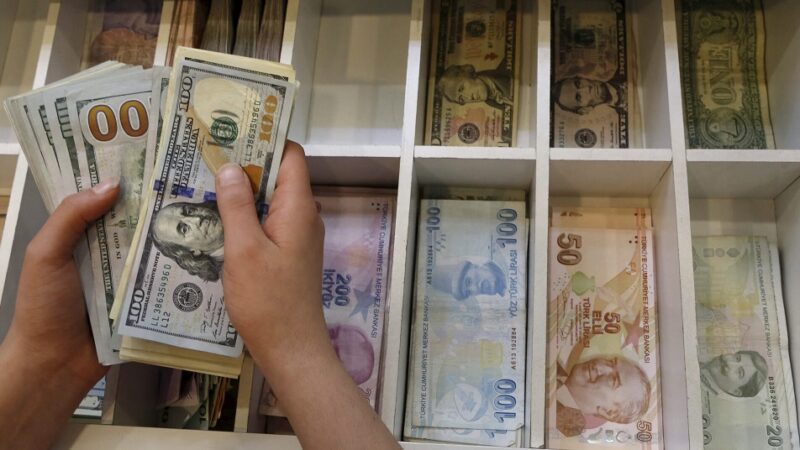 Yurt Dışı Kaynaklı Dövizlerinin Türk Lirasına Dönüşüm Desteğinde Hizmet İhracatına VRHİB Şartı Getirilmiştir